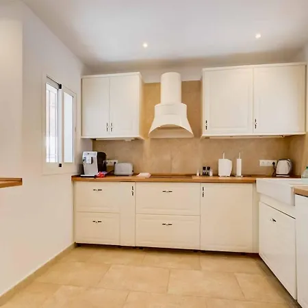 143 - Spacious With Private Pool & Stunning Views Fuengirola
