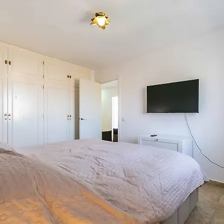 143 - Spacious With Private Pool & Stunning Views Willa *