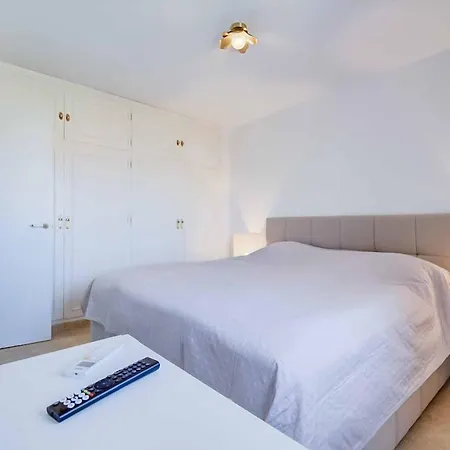143 - Spacious With Private Pool & Stunning Views Willa