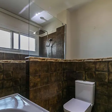 143 - Spacious With Private Pool & Stunning Views Villa Fuengirola