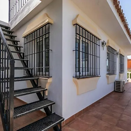 143 - Spacious With Private Pool & Stunning Views Willa