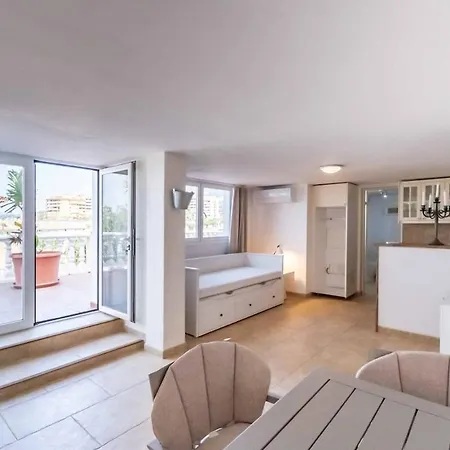 143 - Spacious With Private Pool & Stunning Views Willa Fuengirola